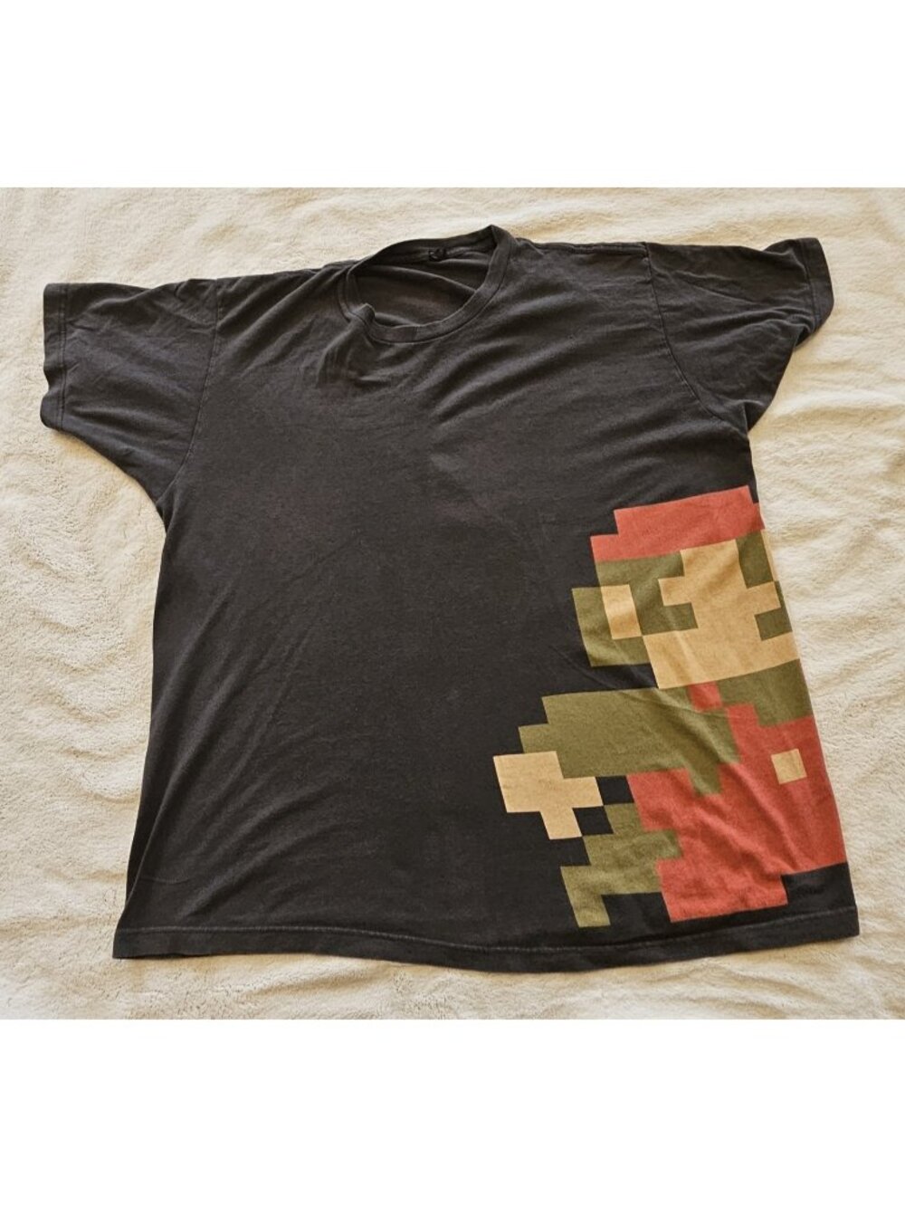 Club Nintendo 8 Bit Mario Super Mario Bros T-Shirt, Size XL